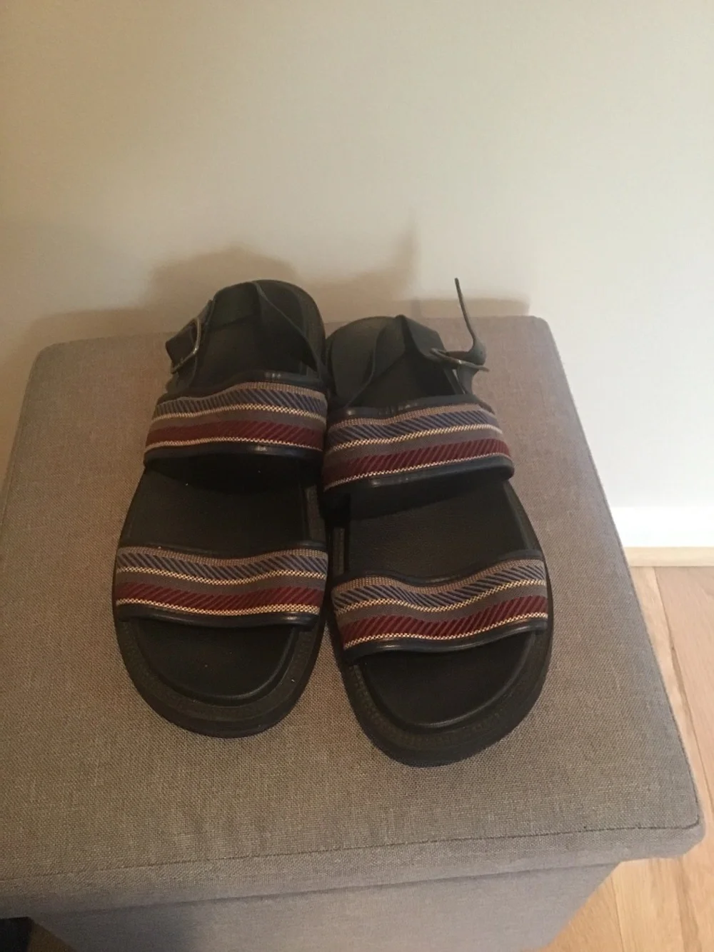 Zara men’s sandals red green and gold size 45 or 11.5
